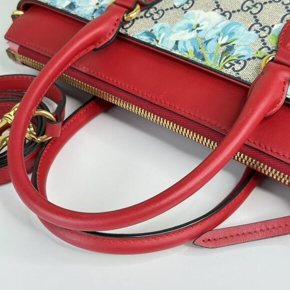 Gucci GG Logo Supreme Flower Shoulder Bag with Red Handles & Floral Design - Picture 8 of 12